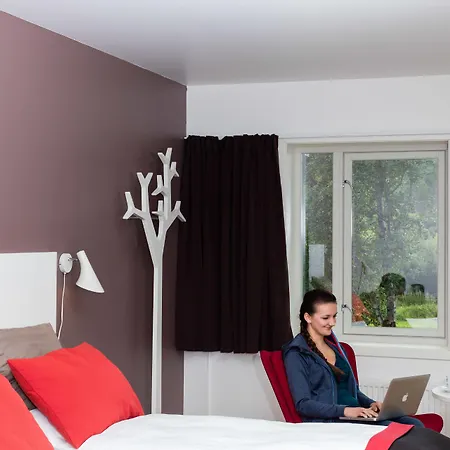 Dolmsundet Hitra Hotel 4*