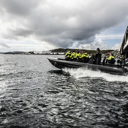 ホテル Dolmsundet Hitra Melandsjøen