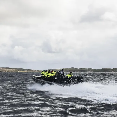 Dolmsundet Hitra Hotel 4*