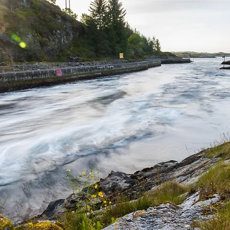 Dolmsundet Hitra ホテル Melandsjøen