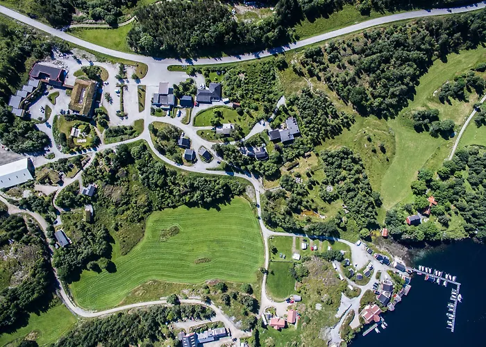 Dolmsundet Hitra 4*